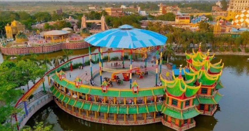 Blue World Theme Park